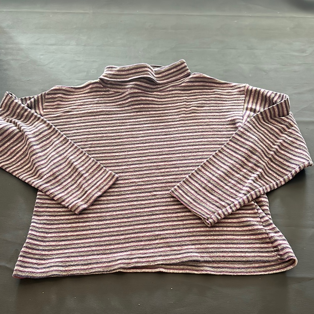 Cozy Striped Cowl Neck Cropped Sweater - Purple and Gray